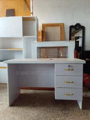 Simple Office Table
