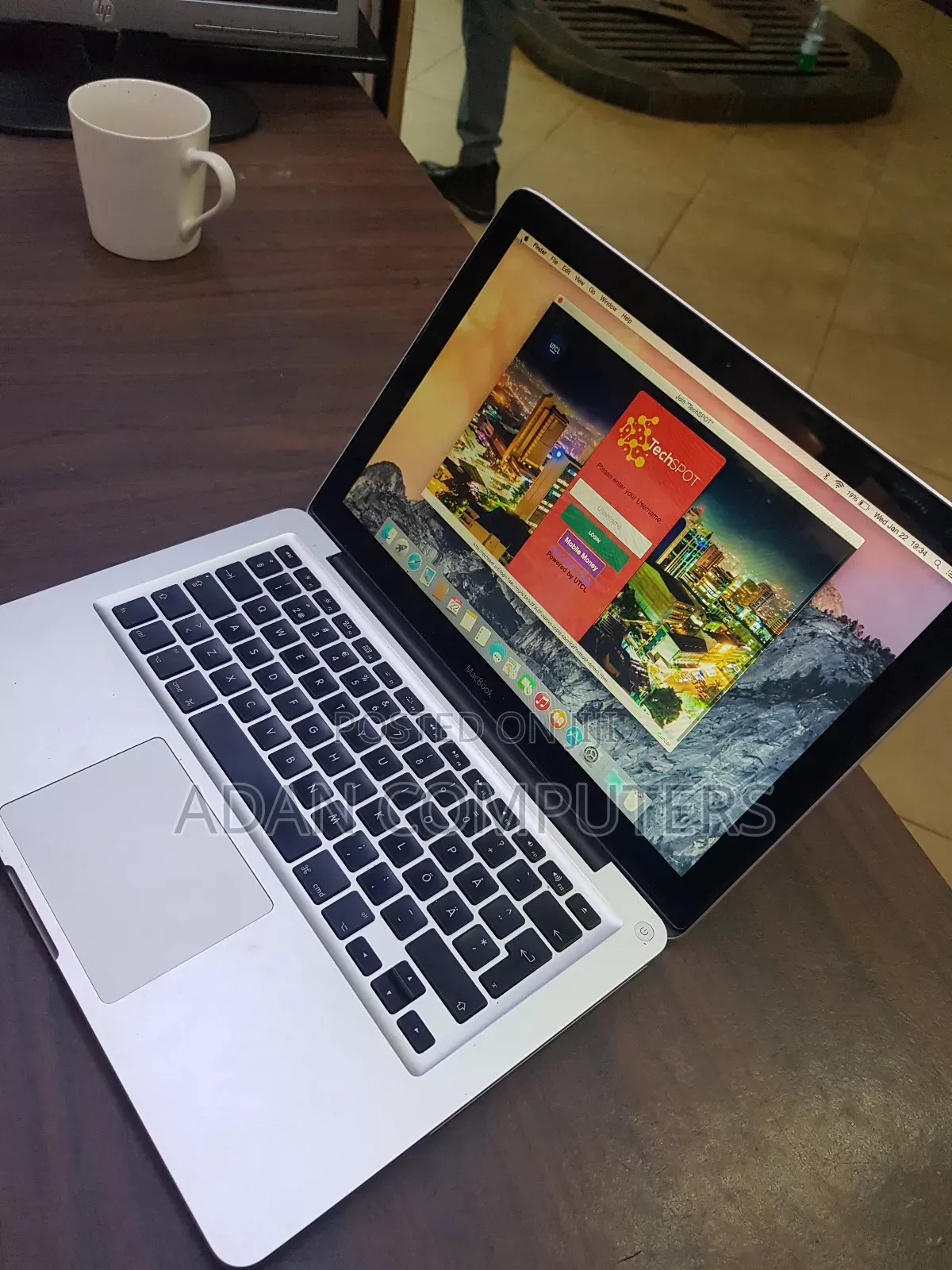 Laptop Apple MacBook 2011 4GB Intel Core 2 Duo HDD 250GB
