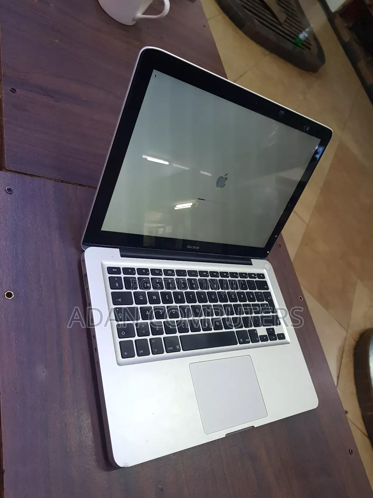Laptop Apple MacBook 2011 4GB Intel Core 2 Duo HDD 250GB