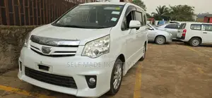 Toyota Noah 2013 White