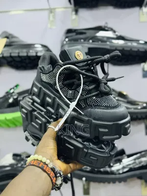 Uncut Sneakers