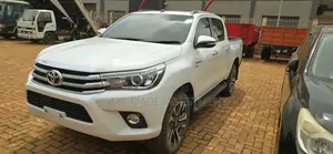 Toyota Hilux 2017 White