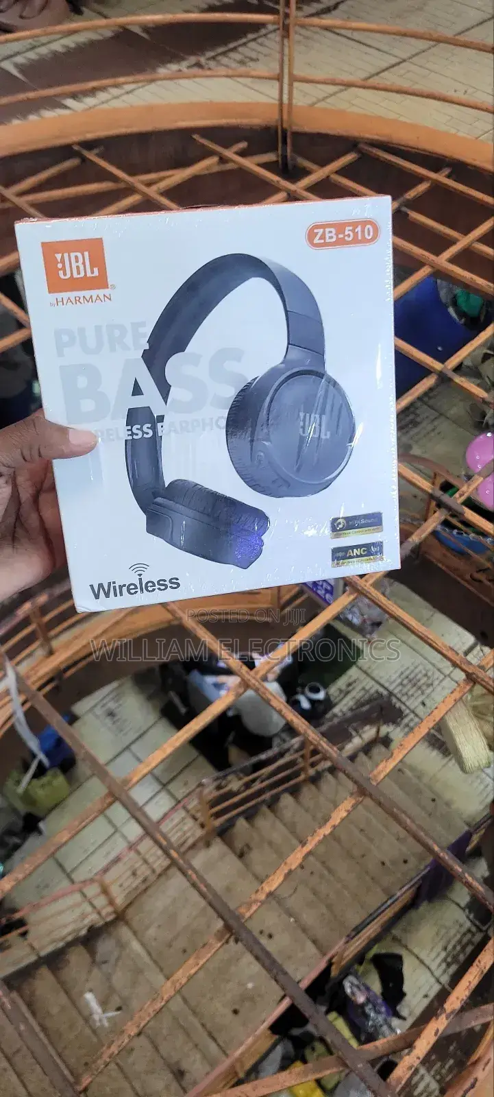 JBL Headphones/Light Weight Headphones