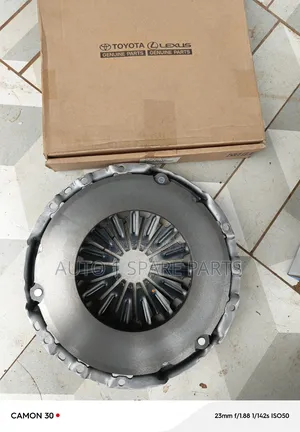 Pressure Plate/Clutch Cover for Hilux, Drone 1kd Engine
