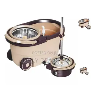 Spinning Mopper With a Bucket