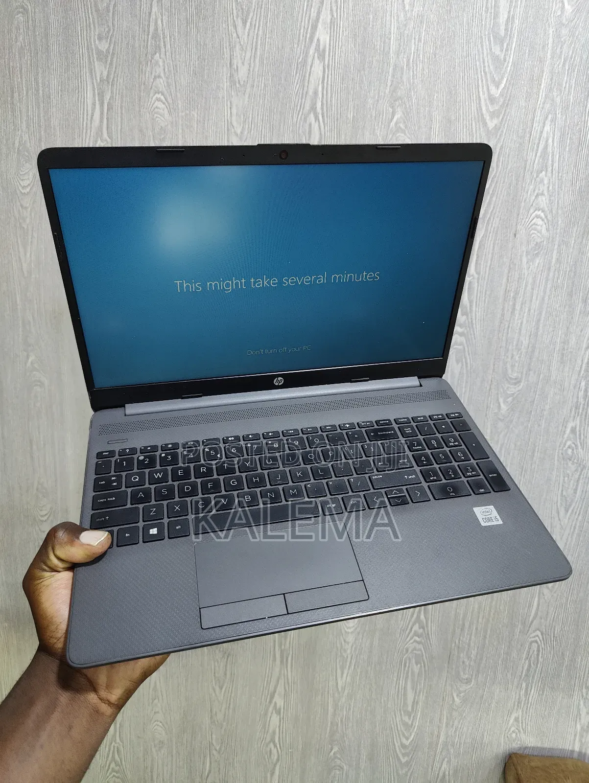 Laptop HP 250 G8 8GB Intel Core I5 HDD+SSD 256GB