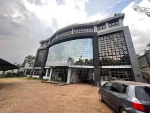 Office Space for Rent 2900sqms