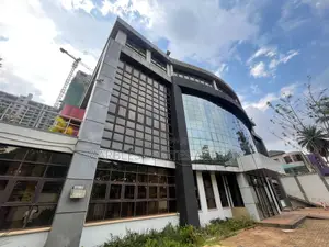 Office Space for Rent 2900sqms
