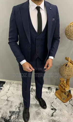 Turkish Celebrity Suit Navy Blue