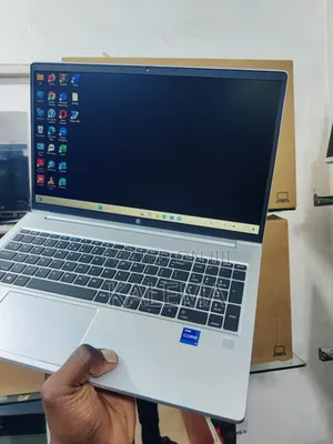 New Laptop HP ProBook 450 G9 8GB Intel Core I7 HDD+SSD 256GB