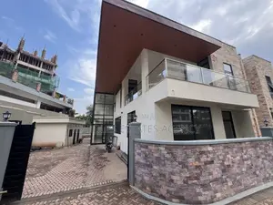 5bdrm Townhouse/Terrace in Kololo, Central Division for sale
