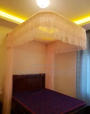 Gold Wall Mounted Net