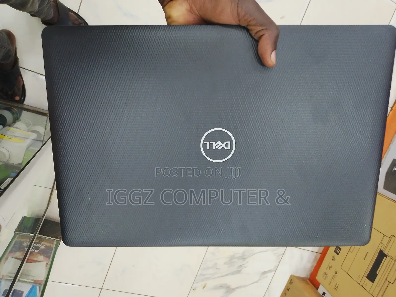New Laptop Dell Inspiron 15 3000 8GB Intel Core I5 HDD 1T