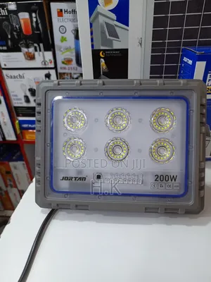 Jortan 200W Solar Flood Lamp.