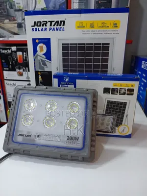 Jortan 200W Solar Flood Lamp.