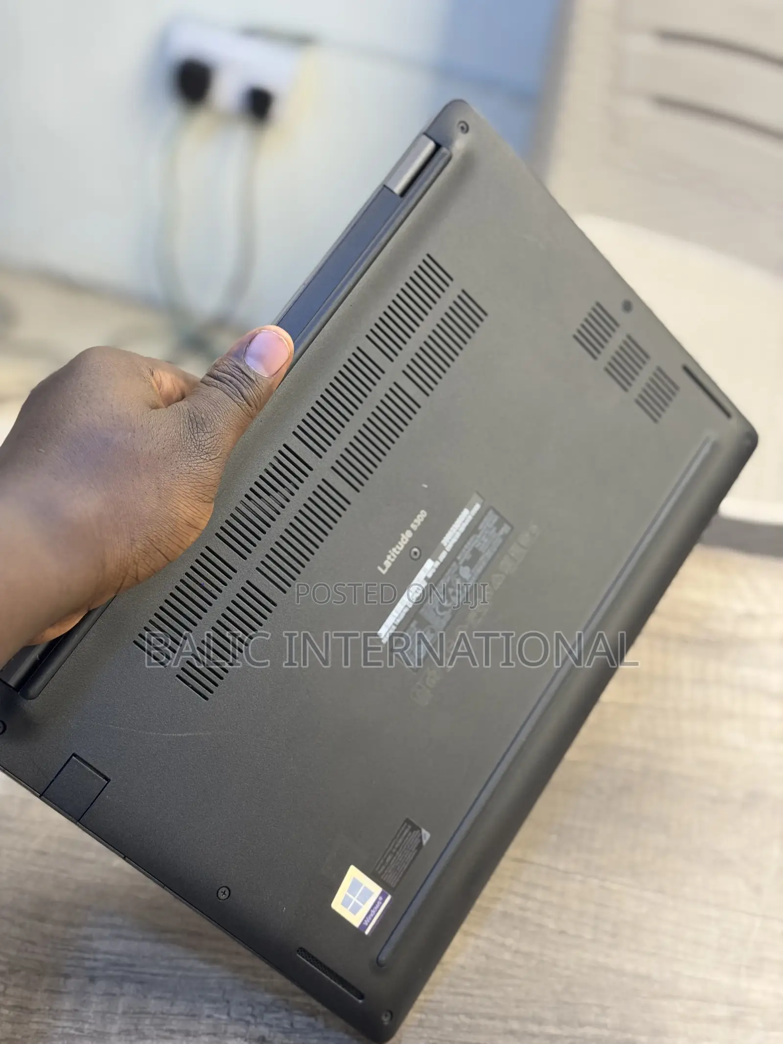Laptop Dell Latitude 5300 16GB Intel Core I7 SSD 256GB
