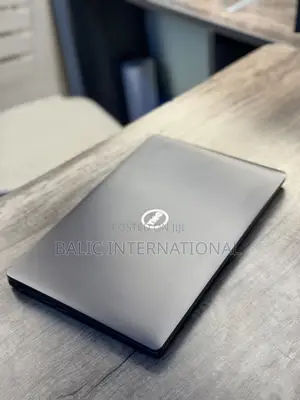 Laptop Dell Latitude 5300 16GB Intel Core I7 SSD 256GB