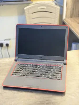 Laptop Dell Latitude 3350 8GB Intel Core I5 HDD 500GB