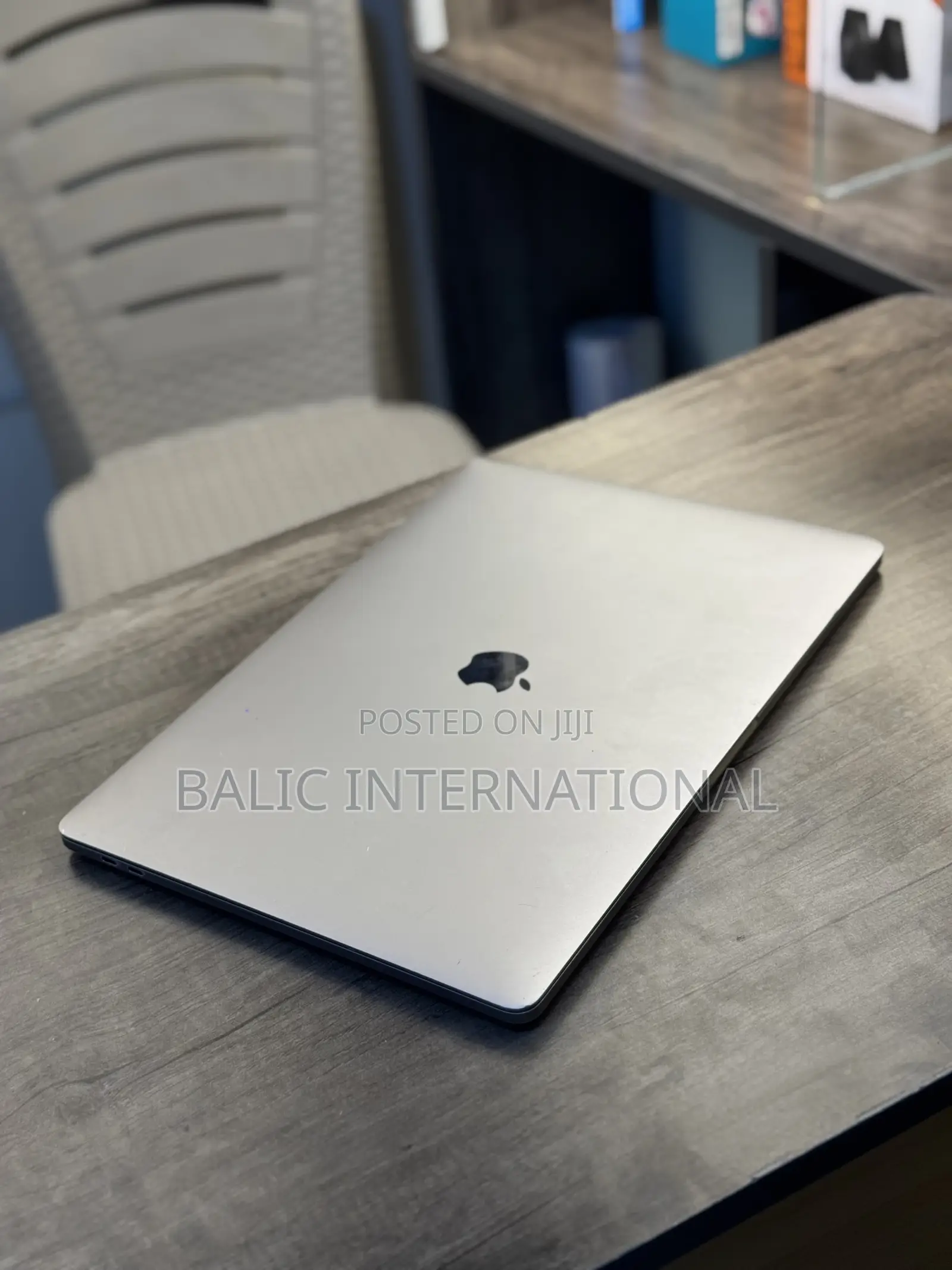 Laptop Apple MacBook Pro 2019 32GB Intel Core I9 SSD 512GB