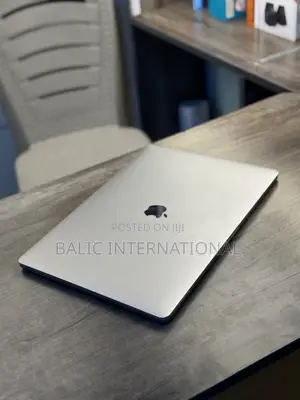 Laptop Apple MacBook Pro 2019 32GB Intel Core I9 SSD 512GB