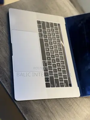 Laptop Apple MacBook Pro 2019 32GB Intel Core I9 SSD 512GB