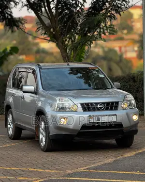 Nissan X-Trail 2010 Silver