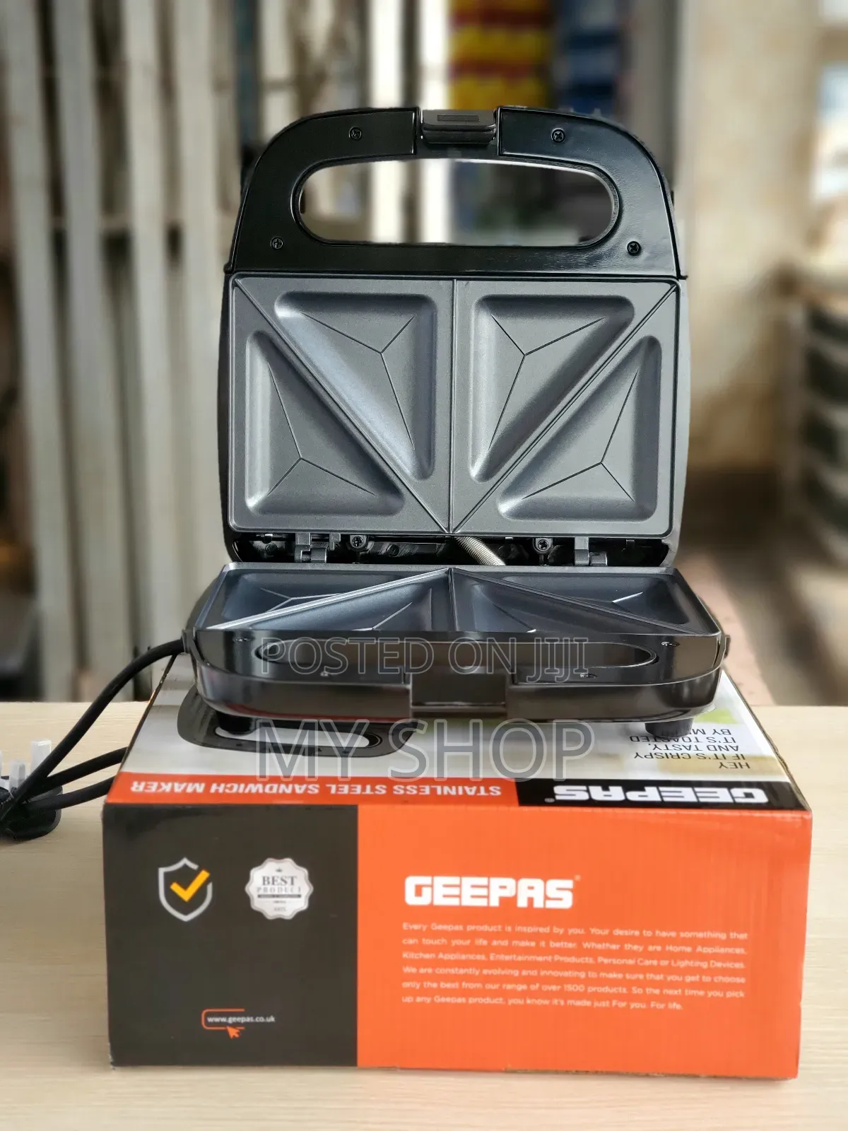Geepas Sandwich Maker Gsm6002
