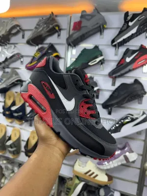 Super Original Nike Sneaker