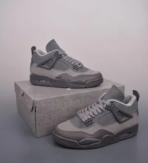 Original Jordan 4 Sneakers
