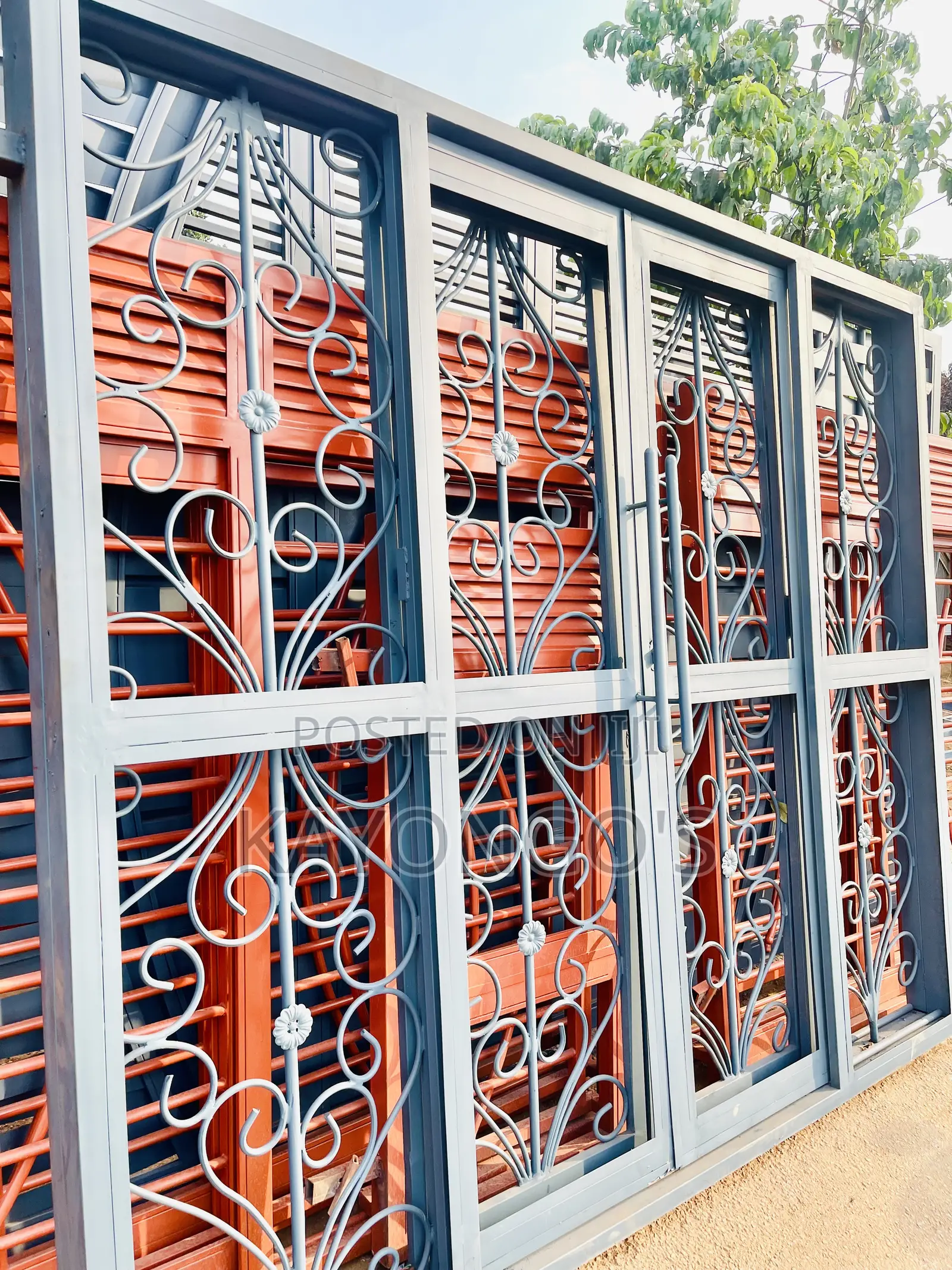 Metalic Sliding Door Without Rover Vents