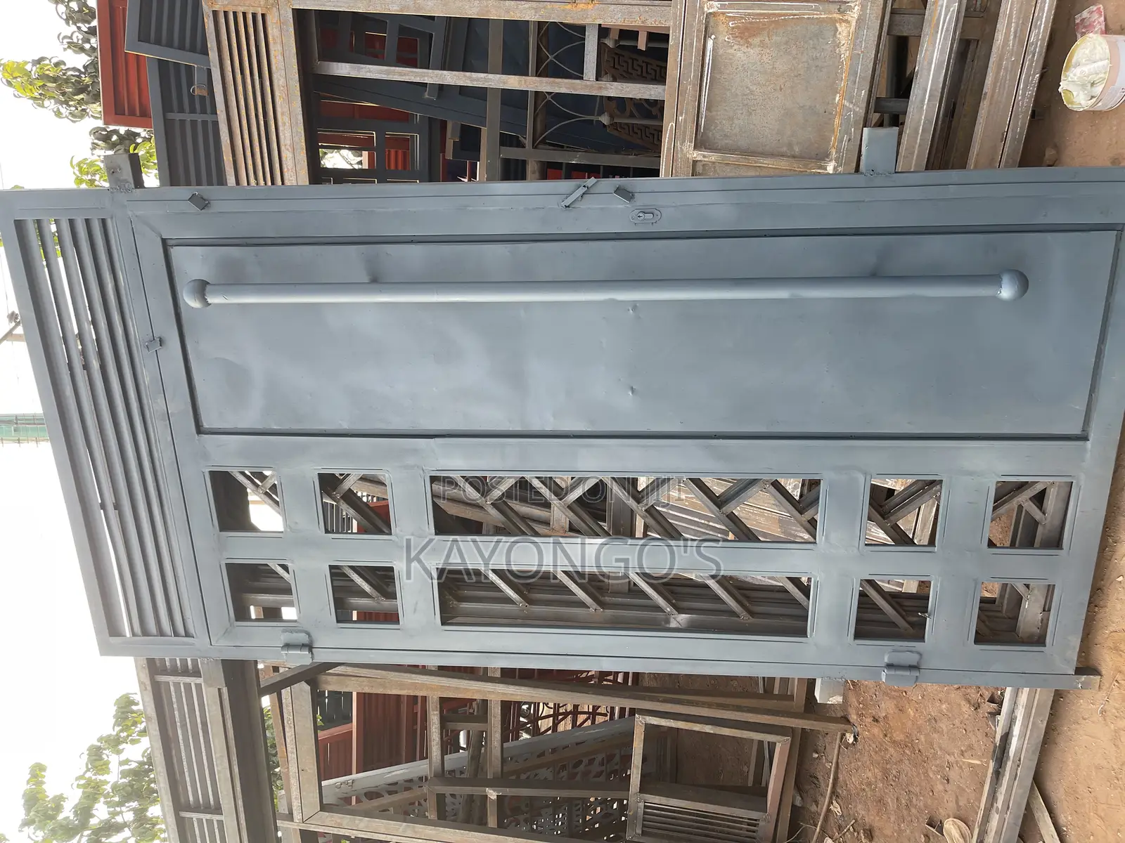Metalic Sliding Door Without Rover Vents
