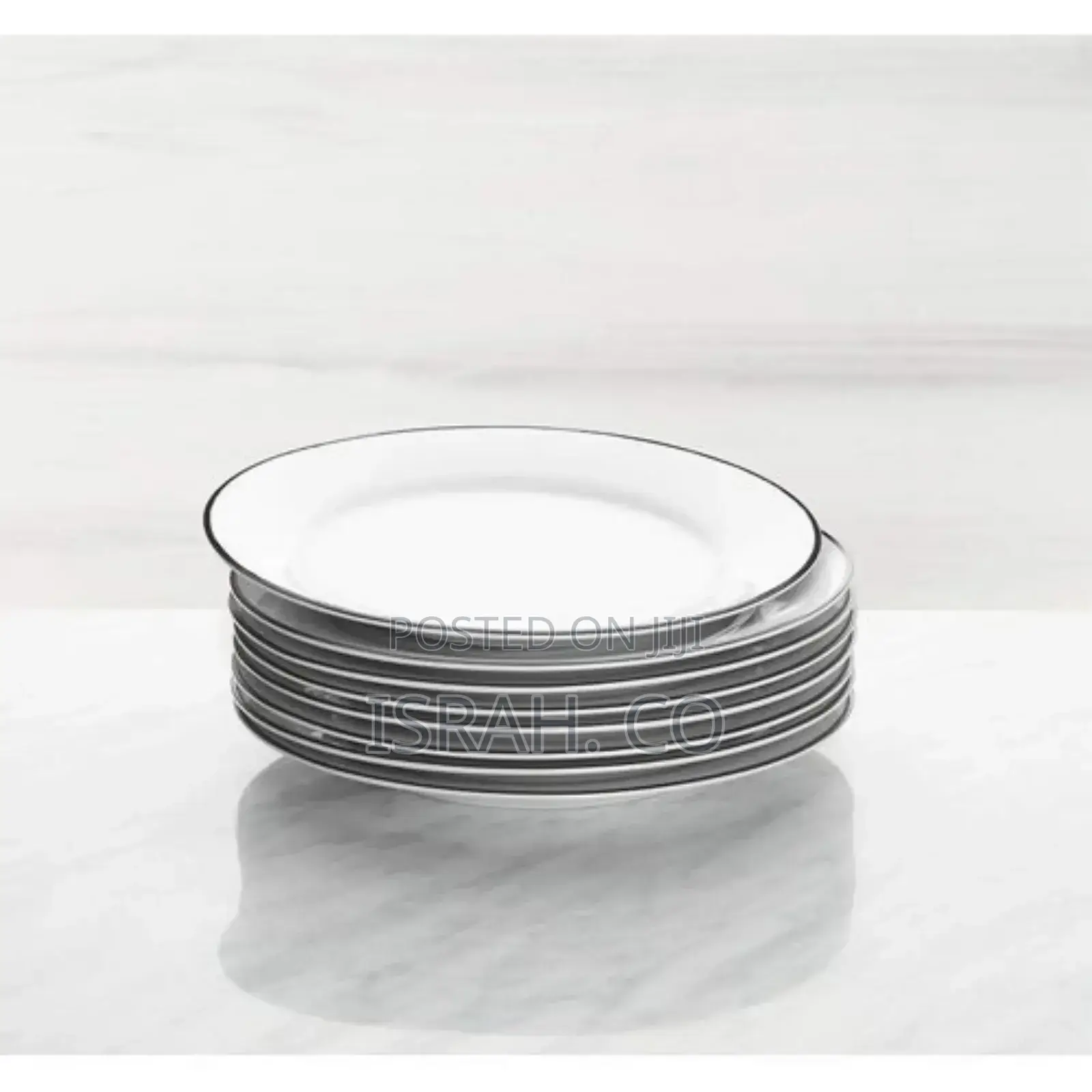 6 Pieces of Black Line Side Plates, White.