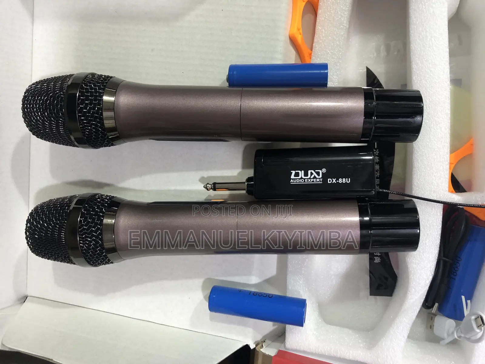 DX -88 Proffessional Microphone