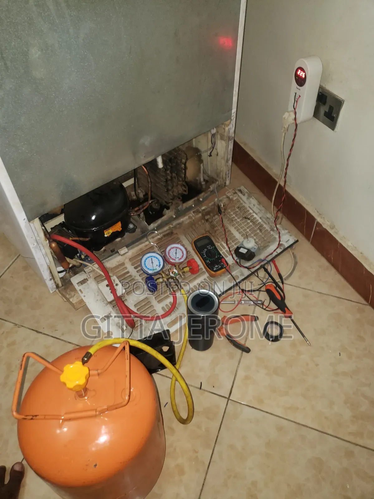Fridge Repairing Services With Professional Technicians 41