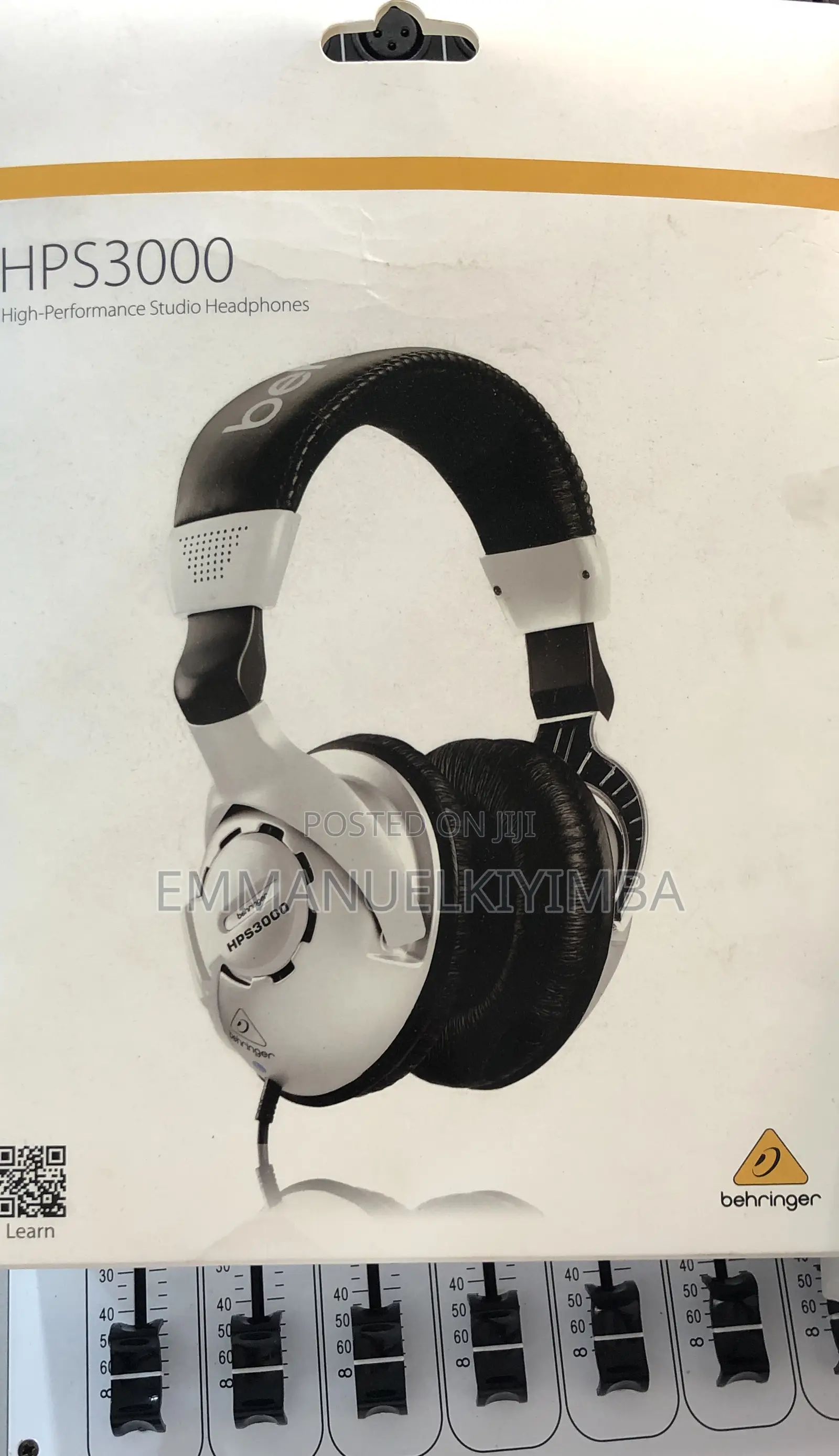 Behringer HPS -3000 Headphones