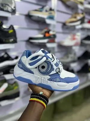 Accurate Ogiy Sneakers
