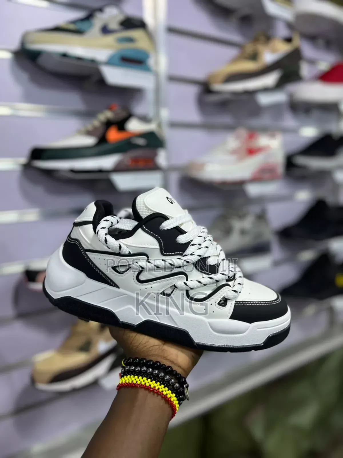 Loft Ogiy Sneakers