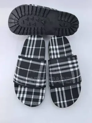 Burberry Slides Sandals