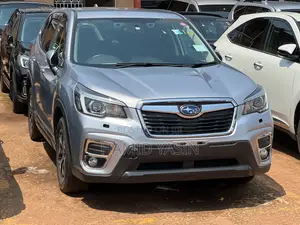 Subaru Forester 2019 Silver