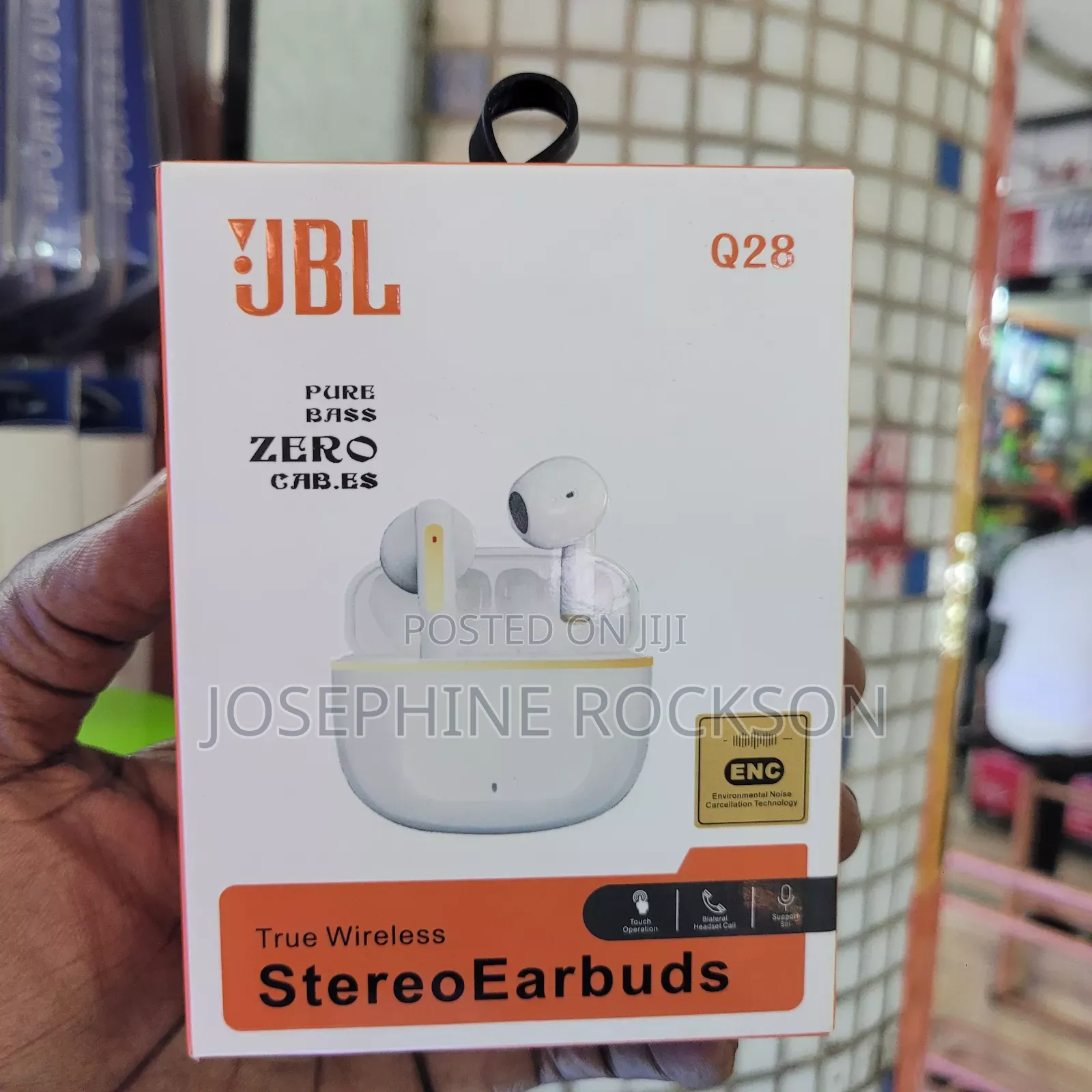 JBL Earbuds/ JBL Q28 Stereo Earbuds