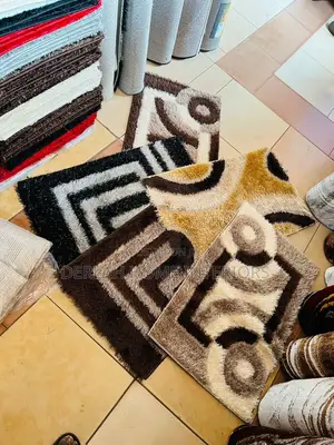 Fluffy Desighn Doormats