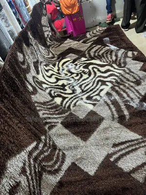 Medium Centre Carpets