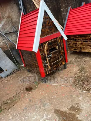MBVV Nce Dog House Available