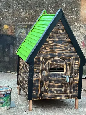 NBHBV Nice Clean Dog House