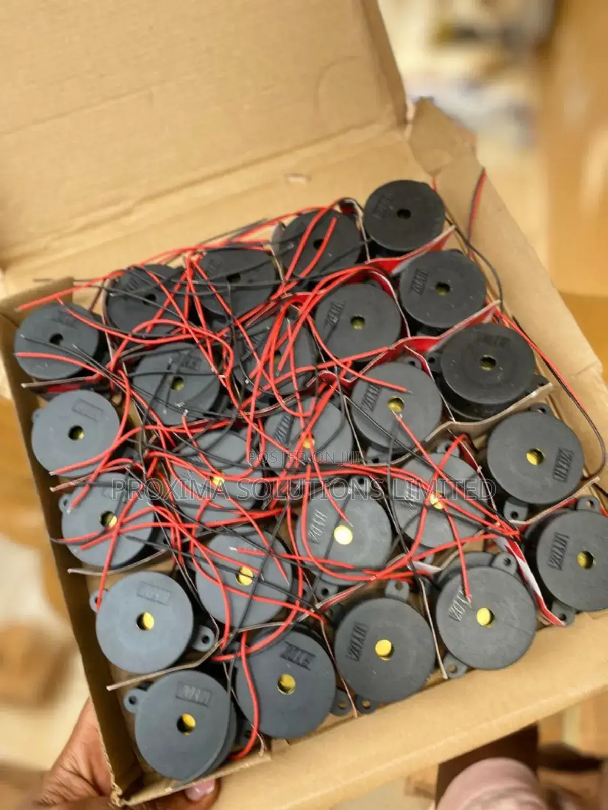 Buzzer With Intermittent/ Continuous Sounds