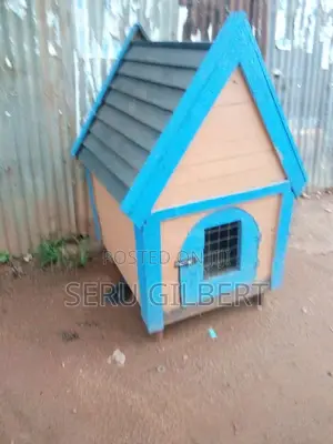 Hgfdddxvgggggggghhwhy Dog House
