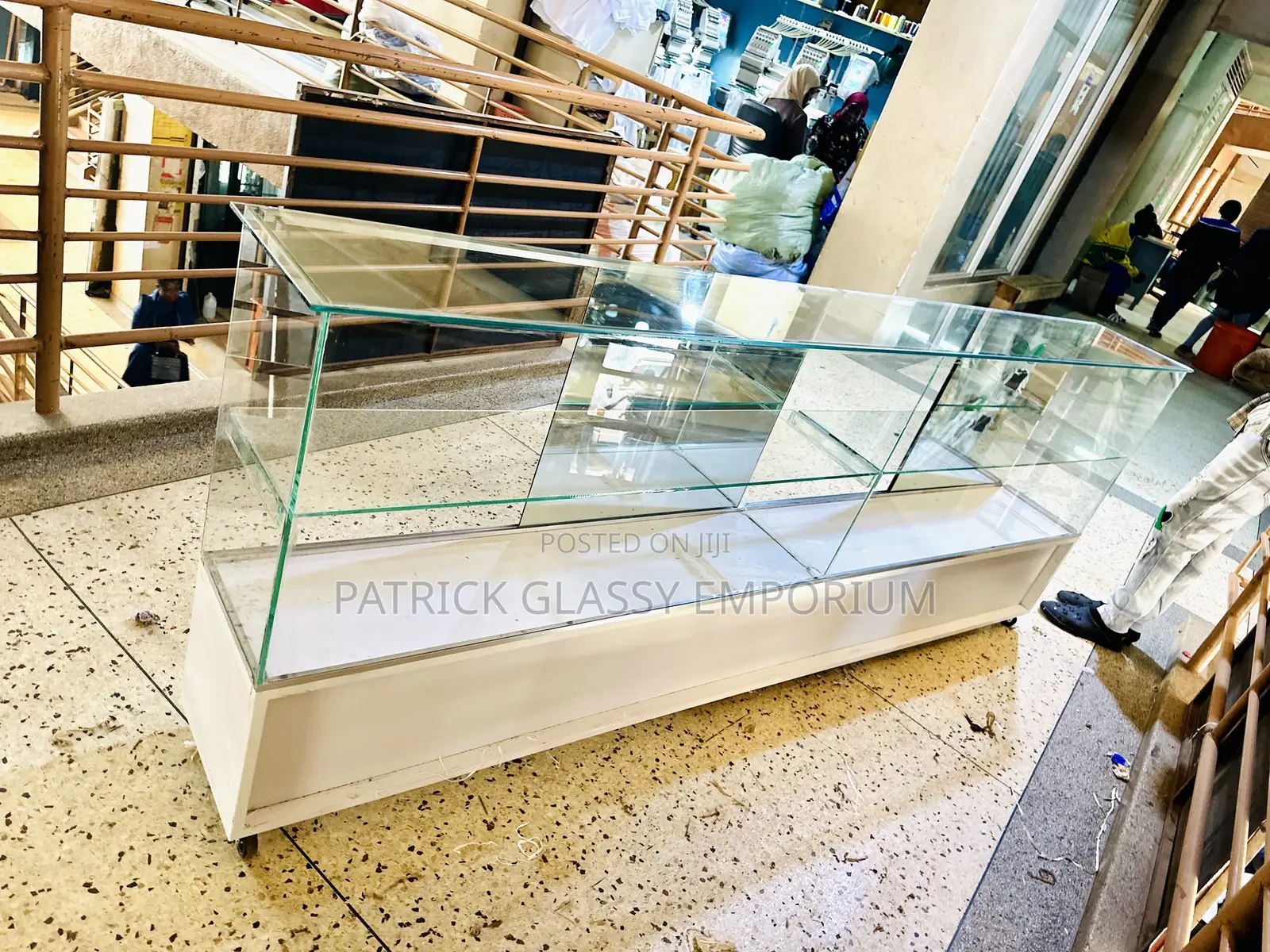 8ft And 10ft Glass Counter