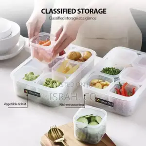 Plastic Food Storage Containers With 6 Removable Tins