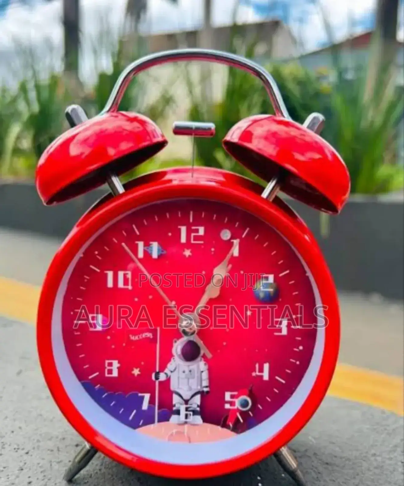 Portable Analog Alarm Clock