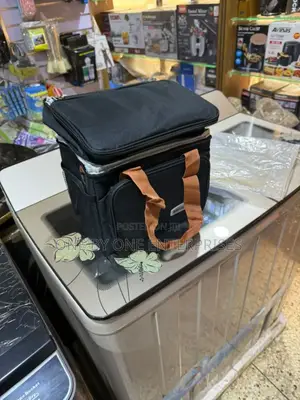 Lunch Bag Reusable Insulated Lunch Bag.